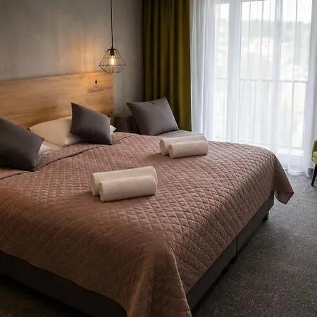 Czarna Perla Czarna Gora 103 Sienna (Klodzko)